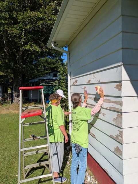 United Way Day of Caring — LifeWorks photo